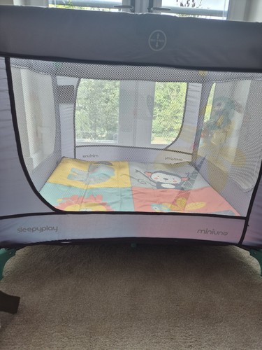 Travel cot play pen - cot/play,
